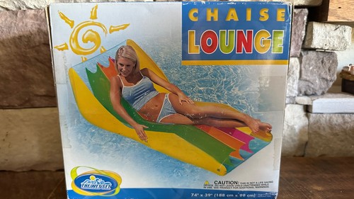 The wet set chaise - the,